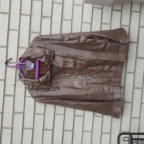 Gold Jacket** - Picture 7 of 11